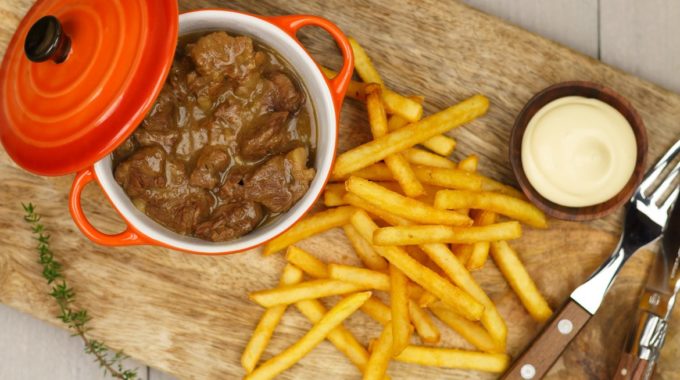 Belgian Stew With Braised Red Cabbage